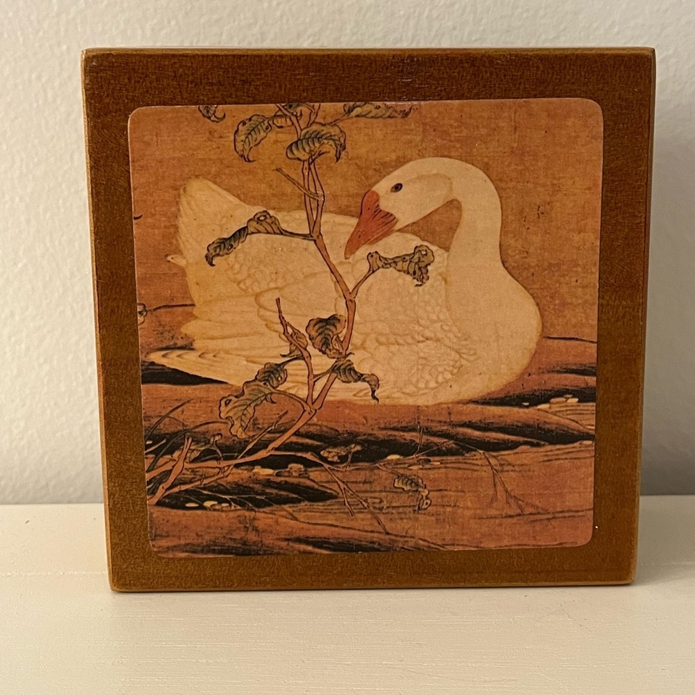 Vintage Set of Swan Coasters In Matching Wooden Trinket Box